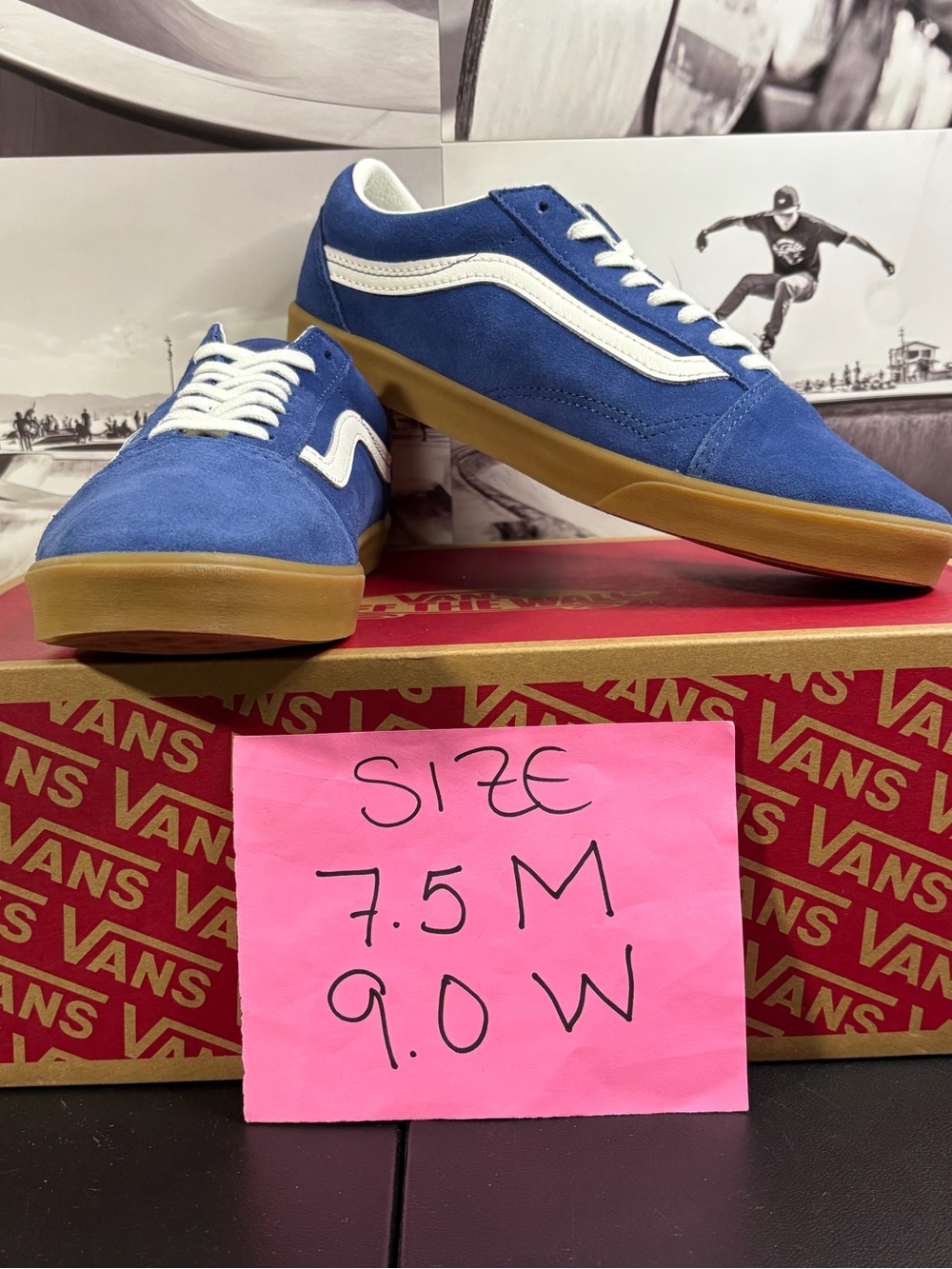 Vans Old Skool Lowpro sz 7.5 Men’s 9.0 Woman